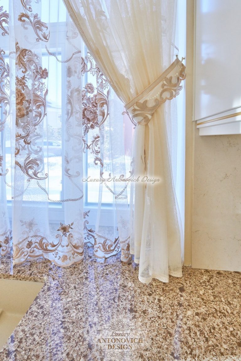 Шторы в респектабельной спальне дочери в классическом стиле, коттедж Астана