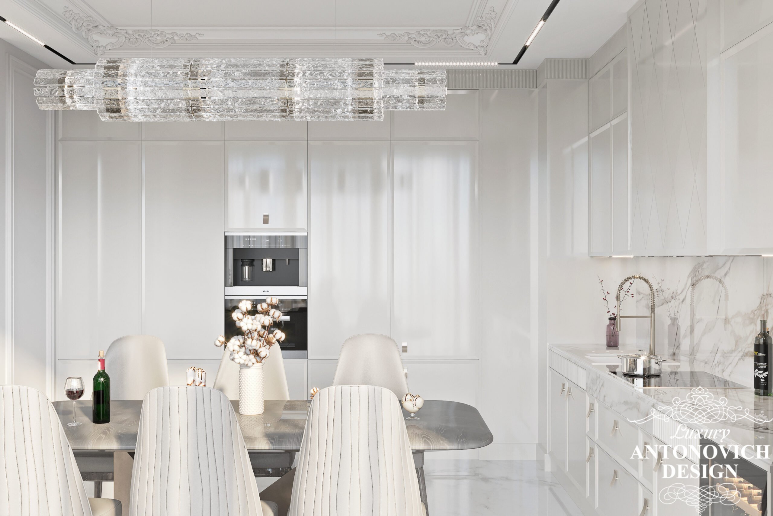 Облицовка из мрамора с мягкой обеденной группой в белых цветах в авторском дизайне кухни в квартире