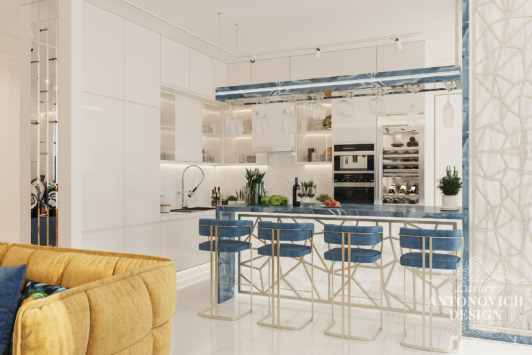 Дизайн-проект сучасної кухні з островом. Синій мармур в дизайні кухні в середземноморському стилі
