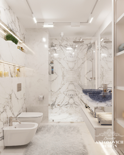 Мармур, муранське скло, білосніжні відтінки, в дизайні гостьовий ванної кімнати в проекті елітної квартири. Дизайн бізнес-апартаментів преміум класу.