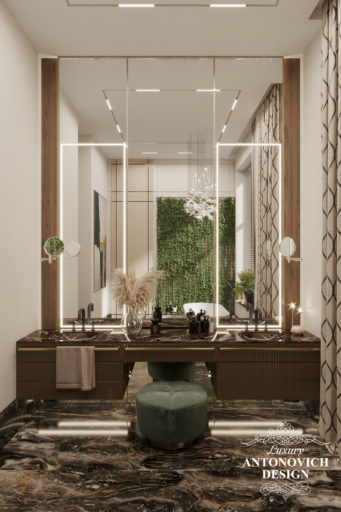 Интерьер хозяйской ванной в проекте квартиры в стиле американской классики с отделкой из премиальных влагостойких материалов.